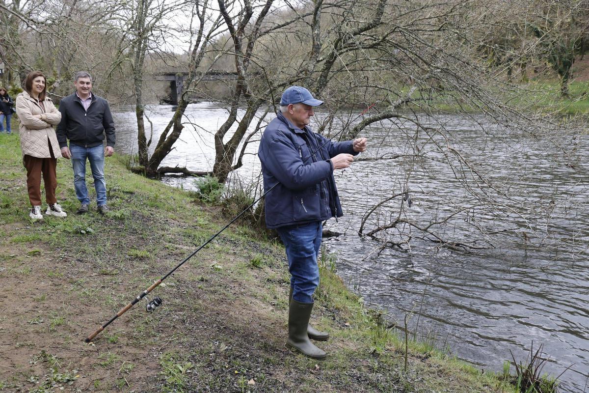 La pesca fluvial en Galicia arranca con 48.500 licencias en vigor