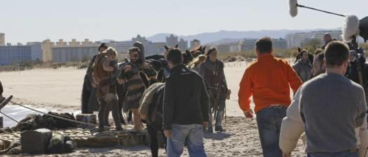 La playa de Gandia fue escenario del rodaje de esta producción de dos capítulos en 2008. Basada en el intento de asesinato contra Juan Carlos I. Foto: X. F.