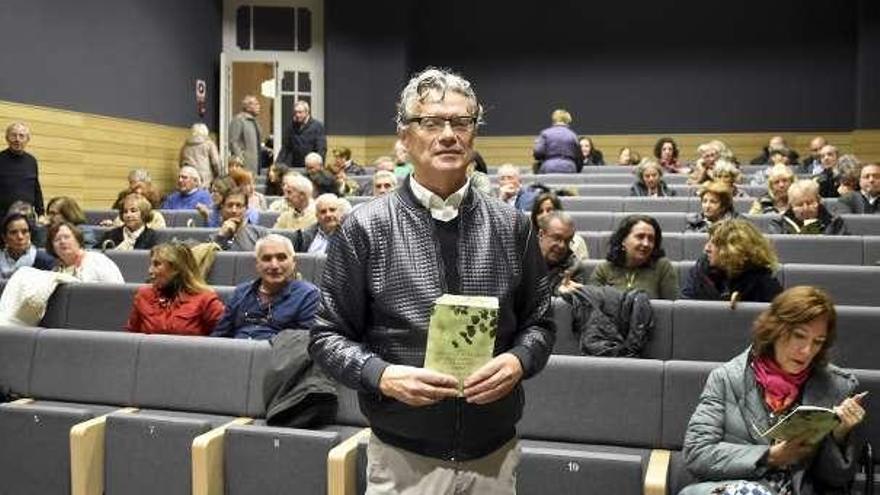 Fernando Alonso Vega presenta su nuevo libro de poemas en Gijón