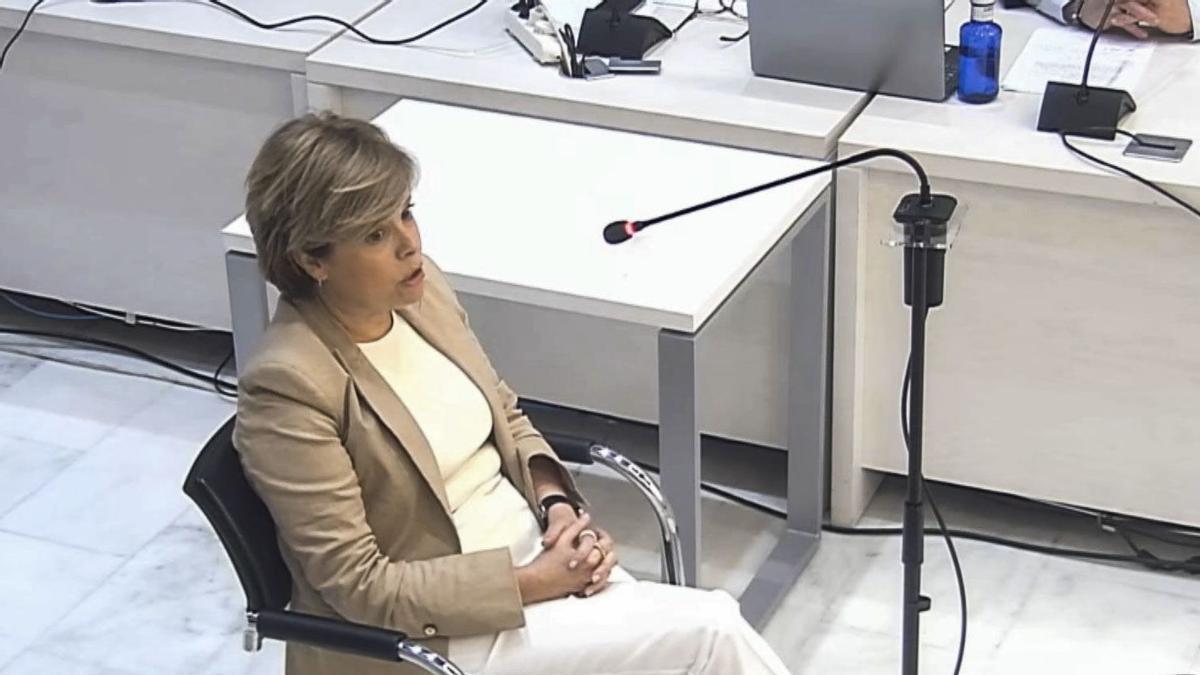 Las palabras más repetidas de Sáenz de Santamaría en el juicio por la operación Kitchen: "No recuerdo"