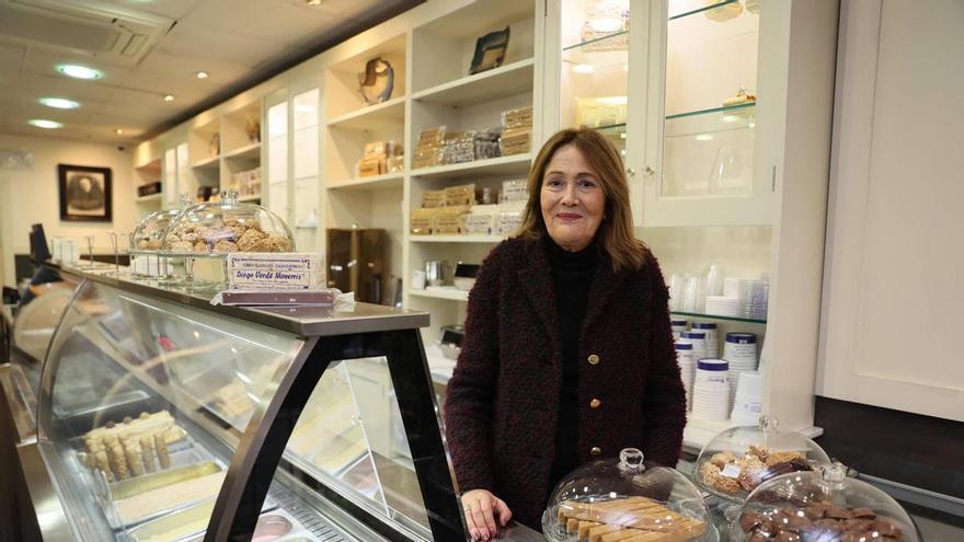 María Remedios López Asensi, cuarta generación de Diego Verdú: "Somos el negocio más antiguo de Oviedo y el único secreto es ofrecer calidad"