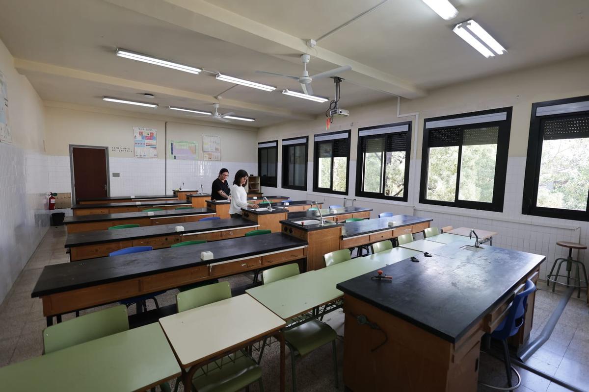 Uno de los laboratorios que se adecuarán para acoger las clases de los nuevos ciclos de la rama sanitaria en el IES Parra.