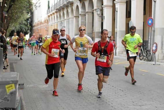 9.000 Läufer aus 49 Ländern gingen am Sonntag den 15.10. an den Start. In der Marathon Disziplin gingen die Deutschen leer aus.