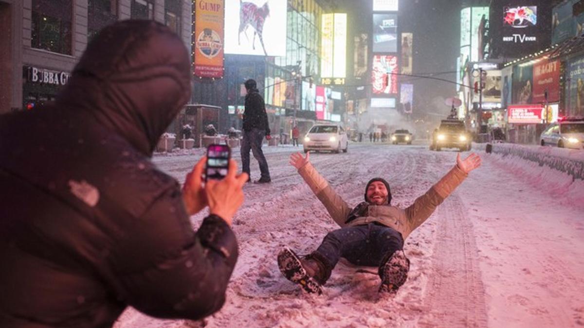 Buen humor en una Nueva York nevada.