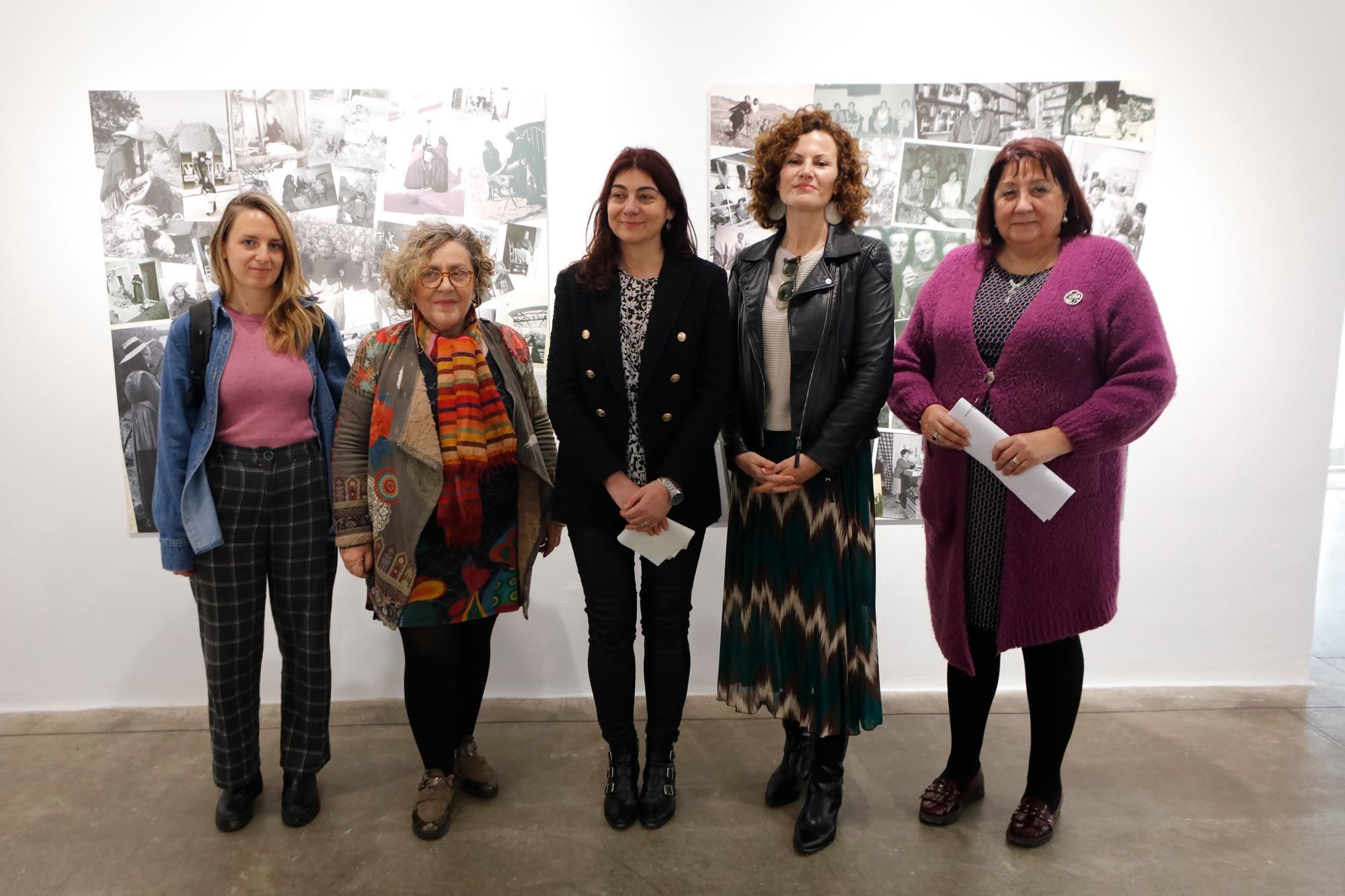 Exposición '10 dones de 10' en Sa Nostra Sala de Ibiza