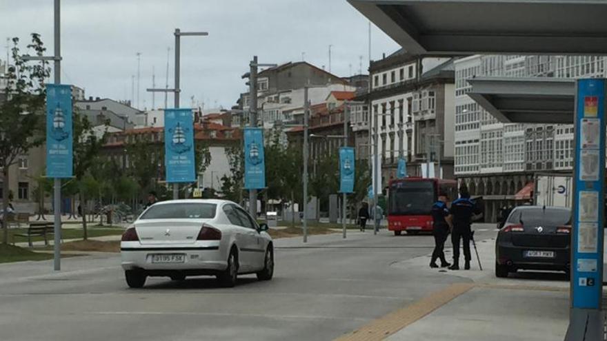 Dispositivo policial, esta mañana en la Marina.