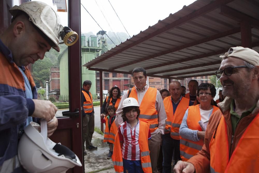 Inauguración de la feria de turismo minero en el pozo Sotón de Hunosa