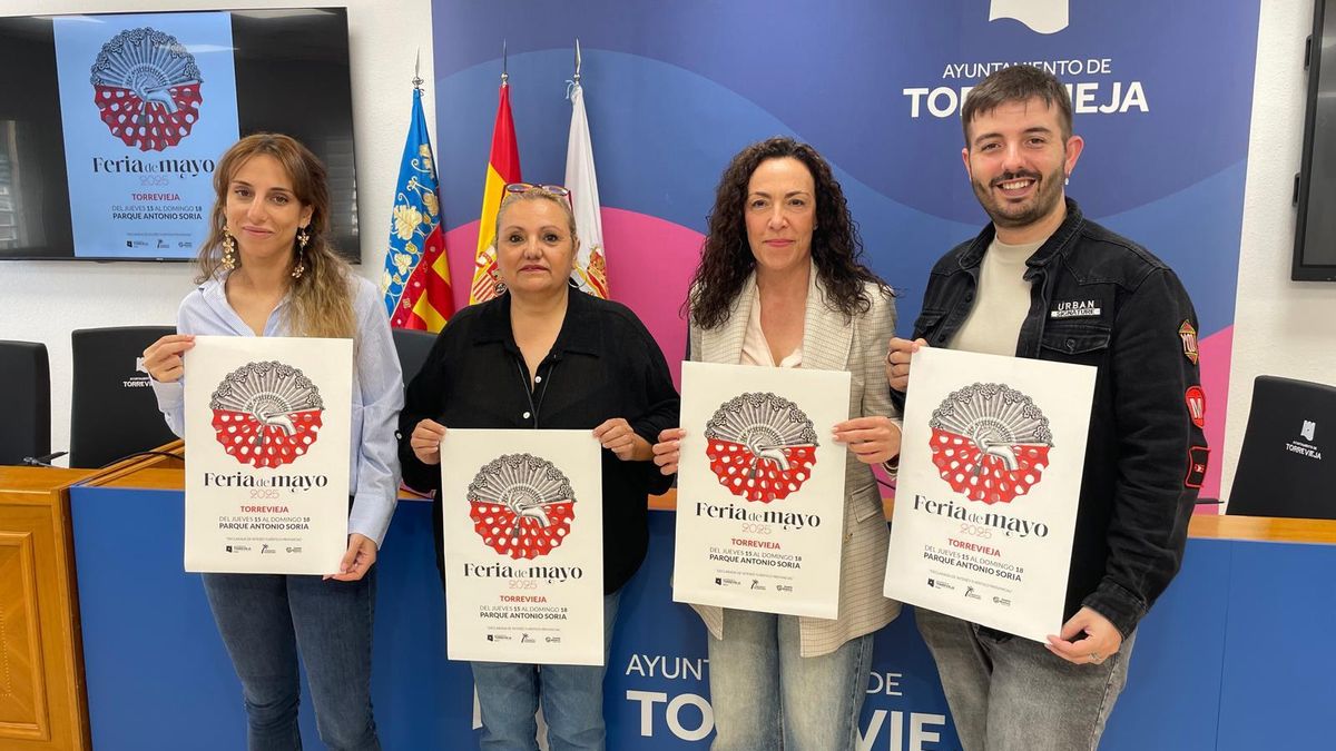 Un momento de la presentación de la programación de actos de la Feria de Mayo con la presencia de la concejala Rosario Martínez Chazarra
