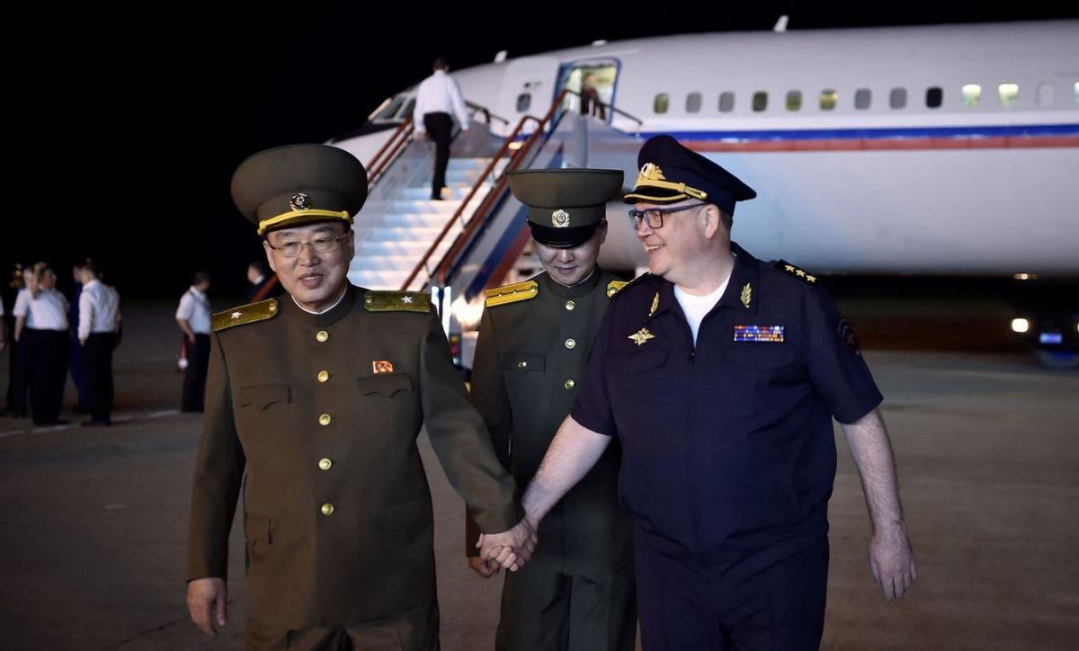 Pyongyang ha enviat a Rússia 20.000 contenidors d’armes i 100 míssils Pyongyang ha enviat a Rússia 20.000 contenidors d’armes i 100 míssils
