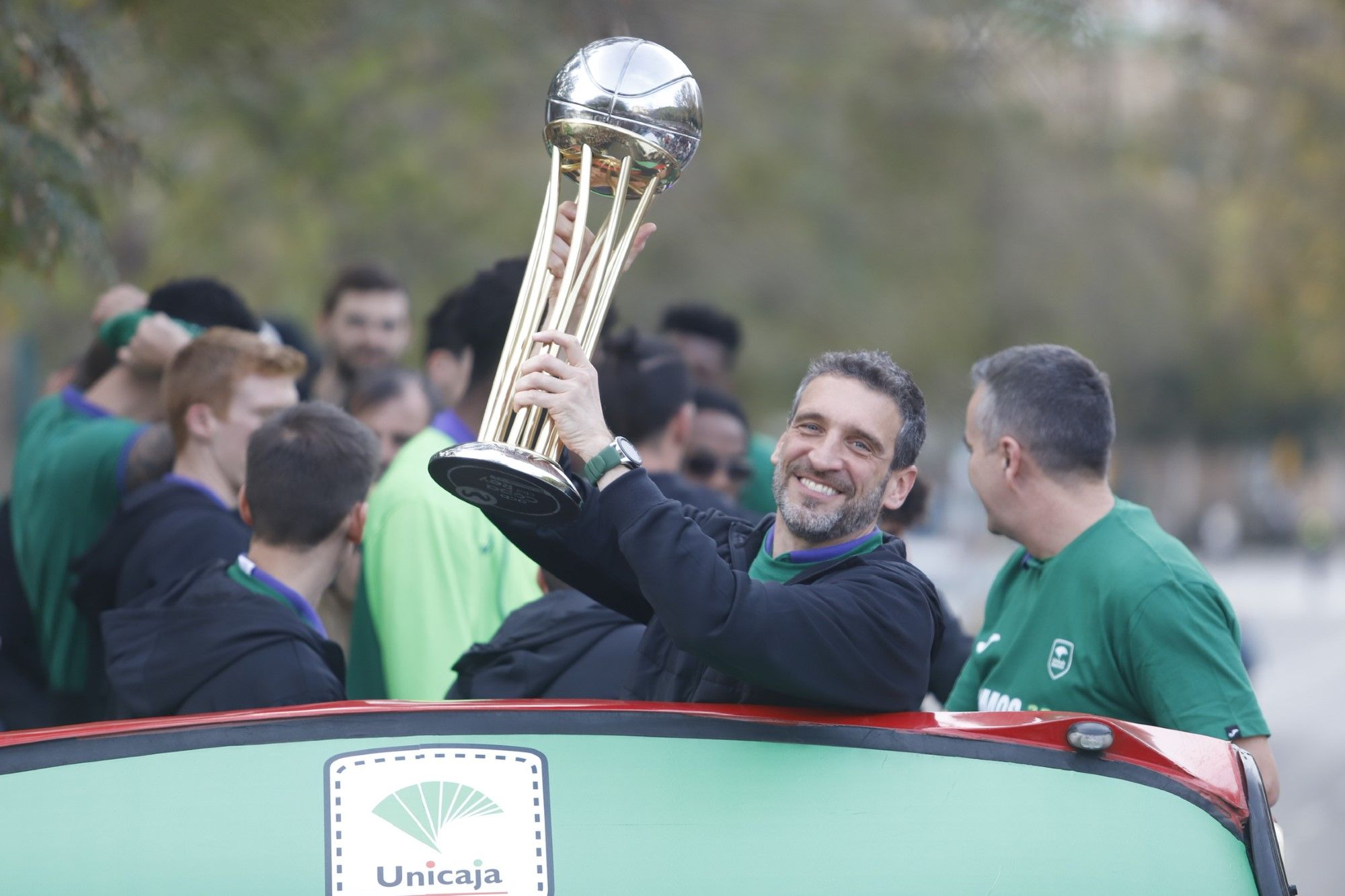 La fiesta del Unicaja, campeón de la Copa del Rey, por las calles de Málaga