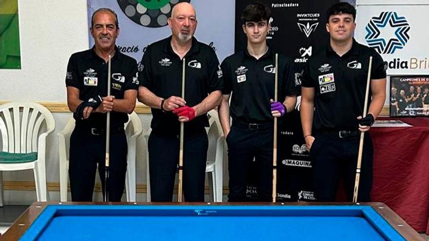 El equipo gandiense de 1ª Autonómica, campeón de grupo