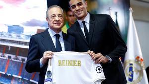 Soccer Football - Real Madrid unveil Reinier - Santiago Bernabeu, Madrid, Spain - February 18, 2020   Real Madrid president Florentino Perez and Reinier pose with shirt during the press conference   REUTERS/Juan Medina