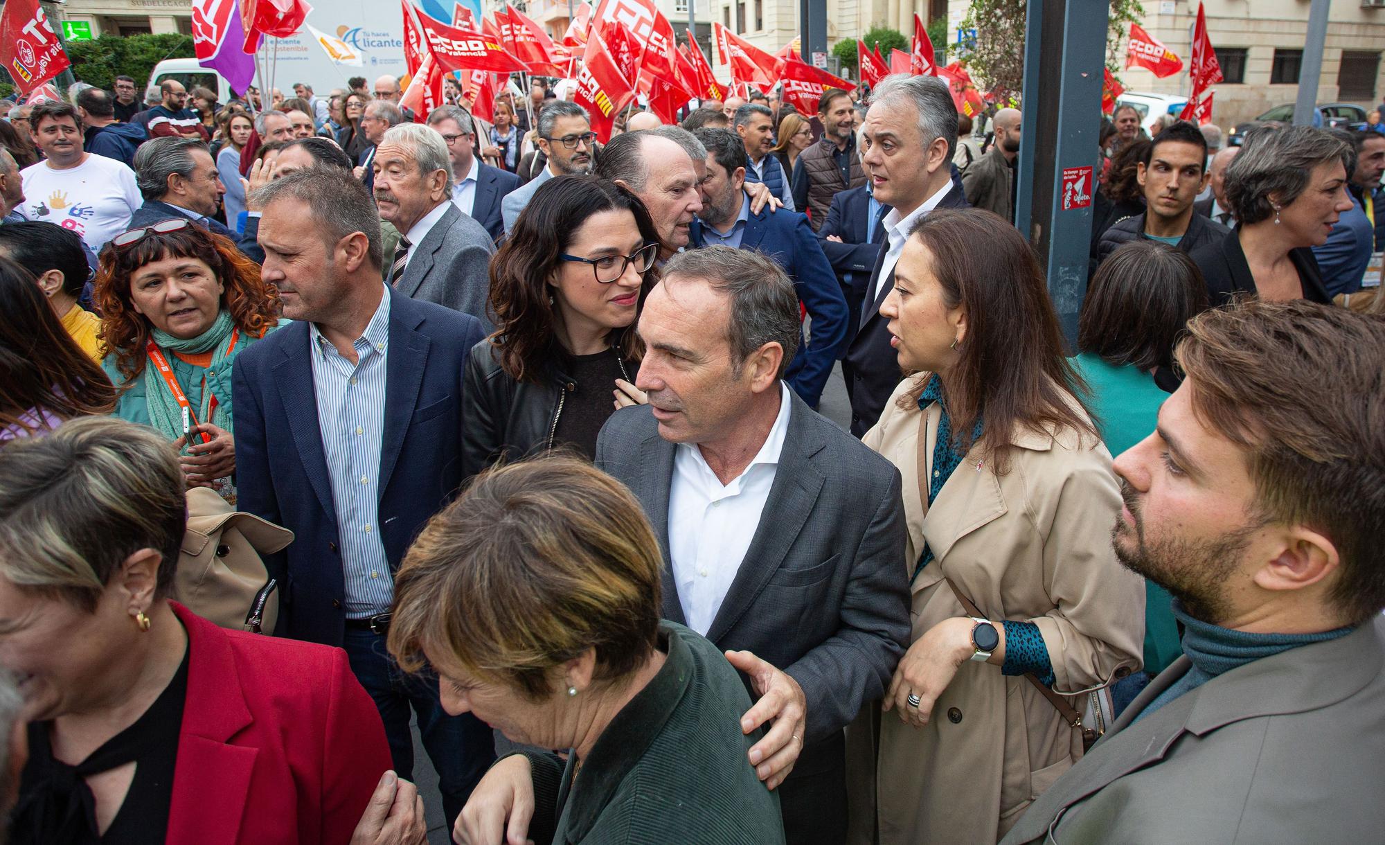 Concentración para reclamar una financiación justa para la provincia de Alicante