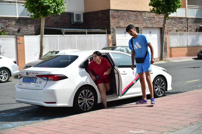 Fotogalería | La madre de la niña muerta en el tiroteo de Plasencia acude al juzgado