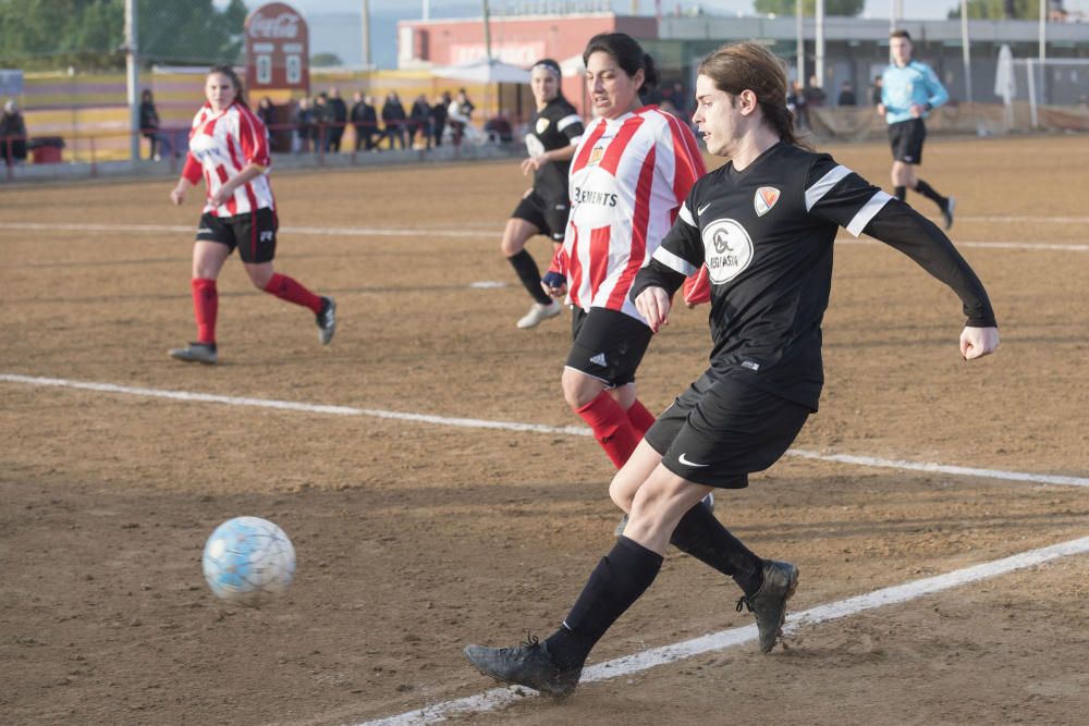 La primera jugadora transsexual catalana debuta a