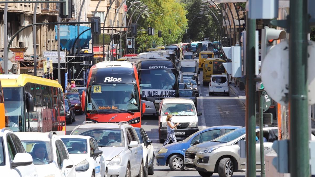 Un momento de la protesta atravesando Gran Vía.