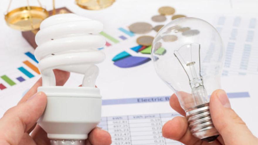 Cinc consells per aconseguir estalviar en la factura de la llum