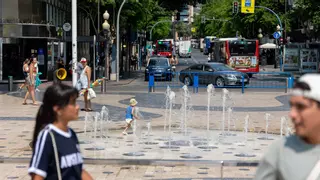 La nueva plaza entre la Explanada y la Rambla de Alicante ya presenta desperfectos