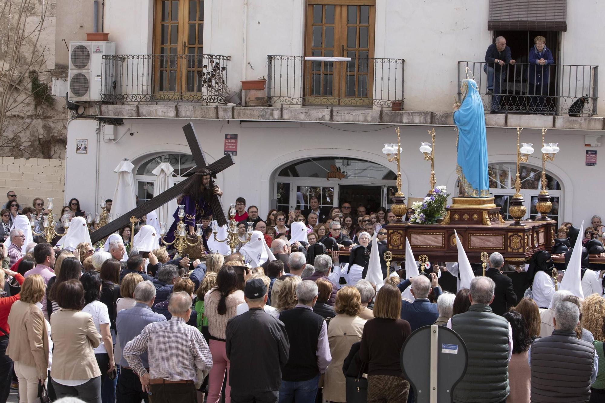 Las procesiones de Semana Santa toman las calles de Ontinyent