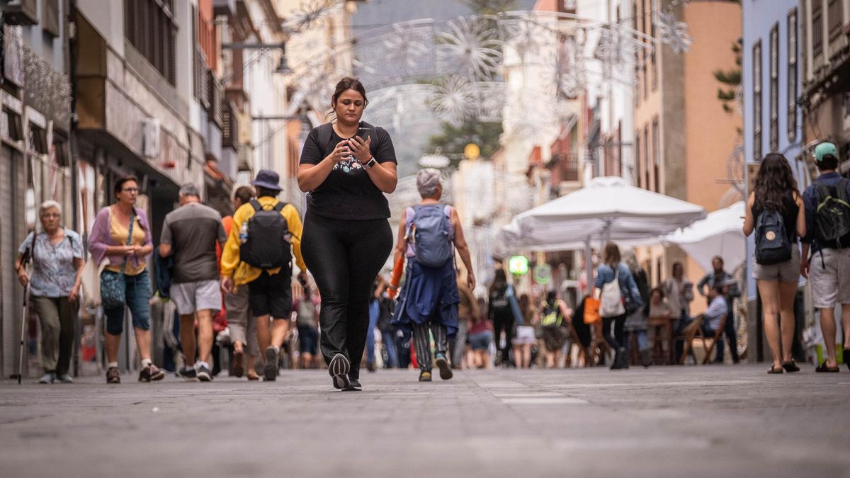 Una de las calles de la zona central de la ciudad histórica.