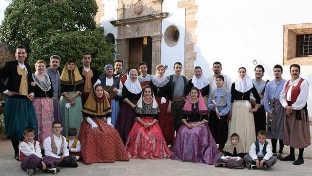 Aires des Pla de Marratxí luce trajes idénticos a los del s. XVIII.