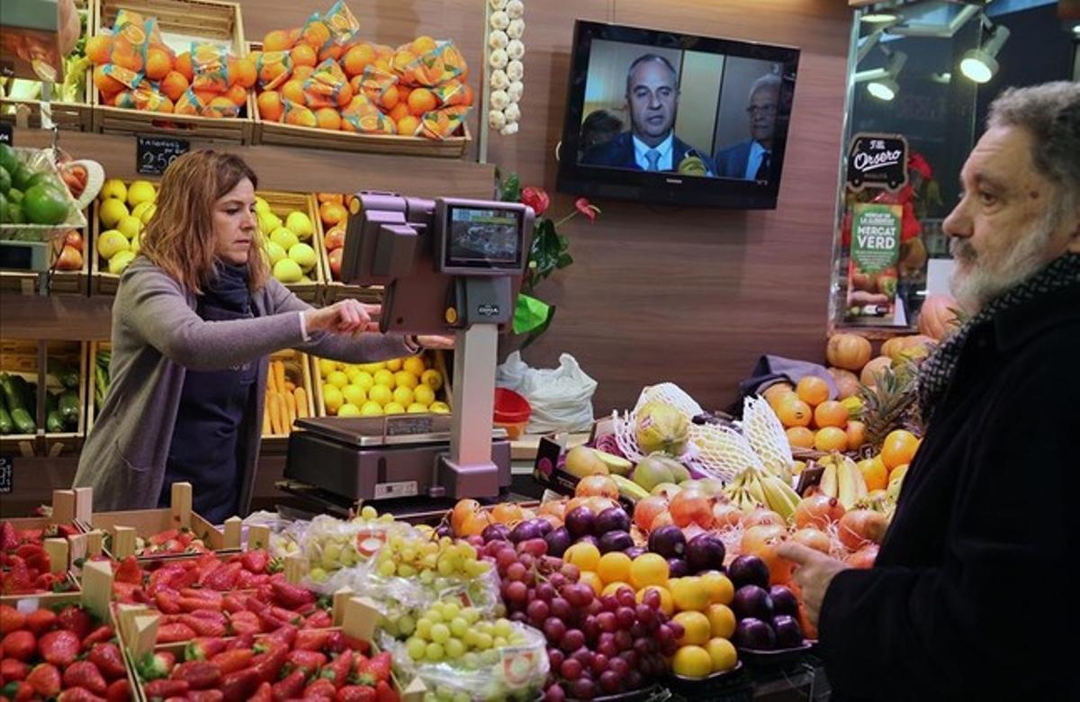 fcasals32832521 barcelona 16 02 2016 sociedad paradas en el mercad160219180928