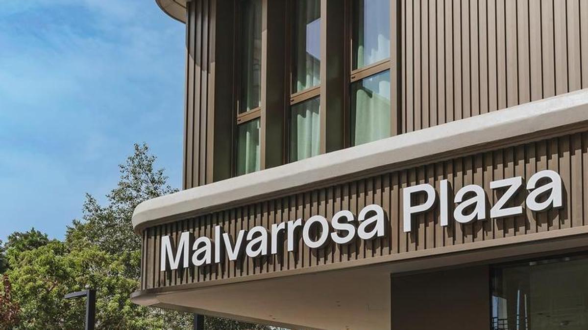 Fachada del nuevo hotel Intelier Malvarrosa Plaza