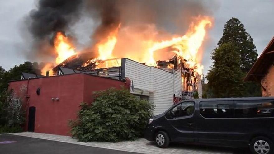 Un incendio en una casa vacacional deja once muertos al este de Francia.