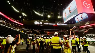 Así es el Roig Arena del fundador de Mercadona: un 'ojo' de 300 metros cuadrados y la mayor pantalla de Europa
