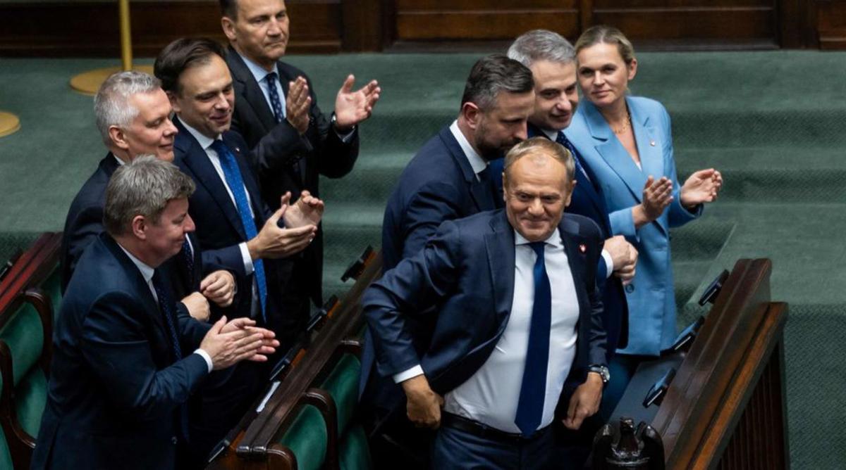 Tusk guanya una moció de confiança tot i el triomf ultra en les presidencials Tusk guanya una moció de confiança tot i el triomf ultra en les presidencials