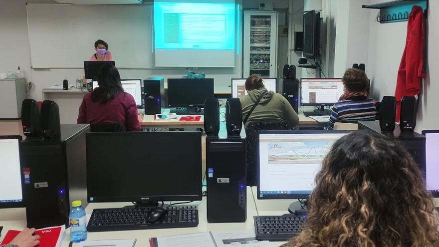 Uno de los cursos del programa Itinerari Vius.