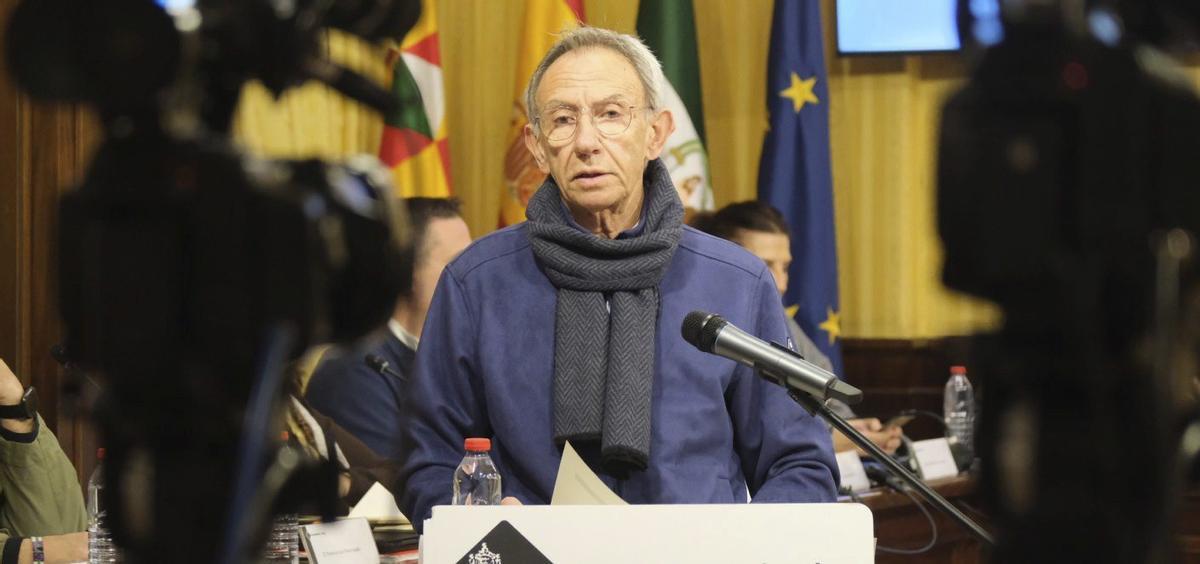 José Luis Cohen expone su informe del año 2025.