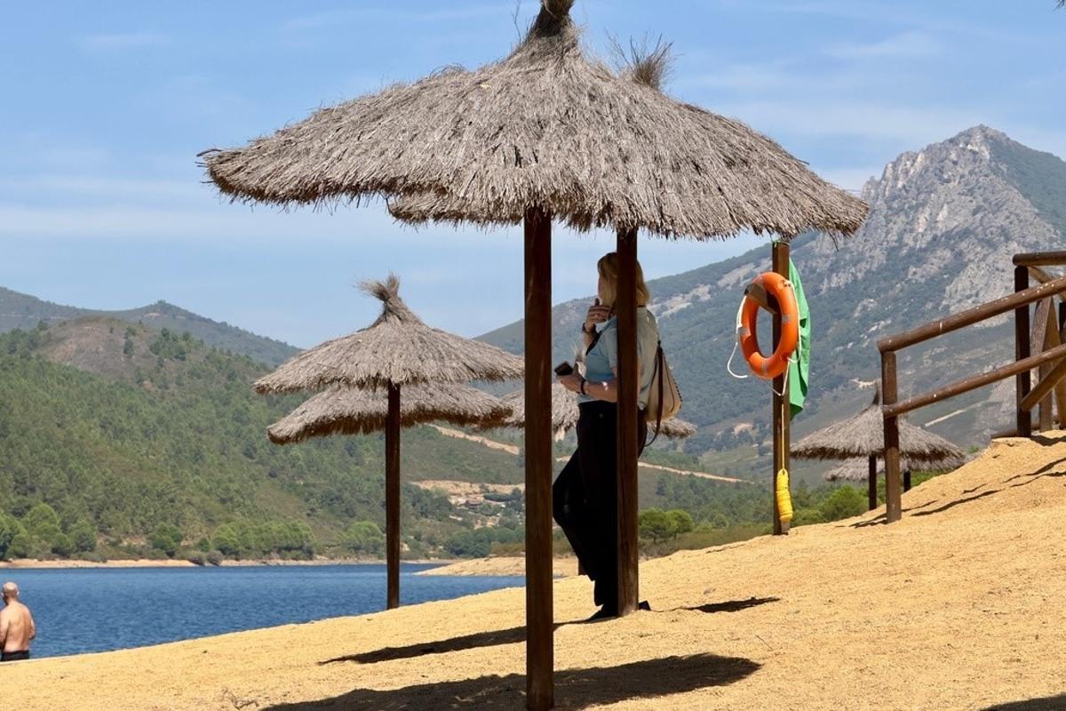 Playa del Cancho del Fresno, en Cañamero.
