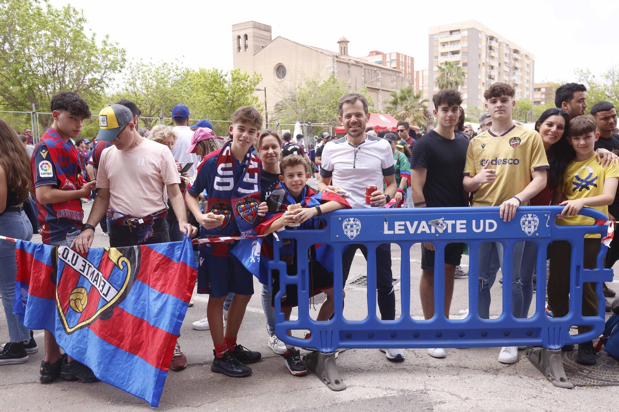 Búscate en el recibimiento al Levante UD antes de enfrentarse al Alavés