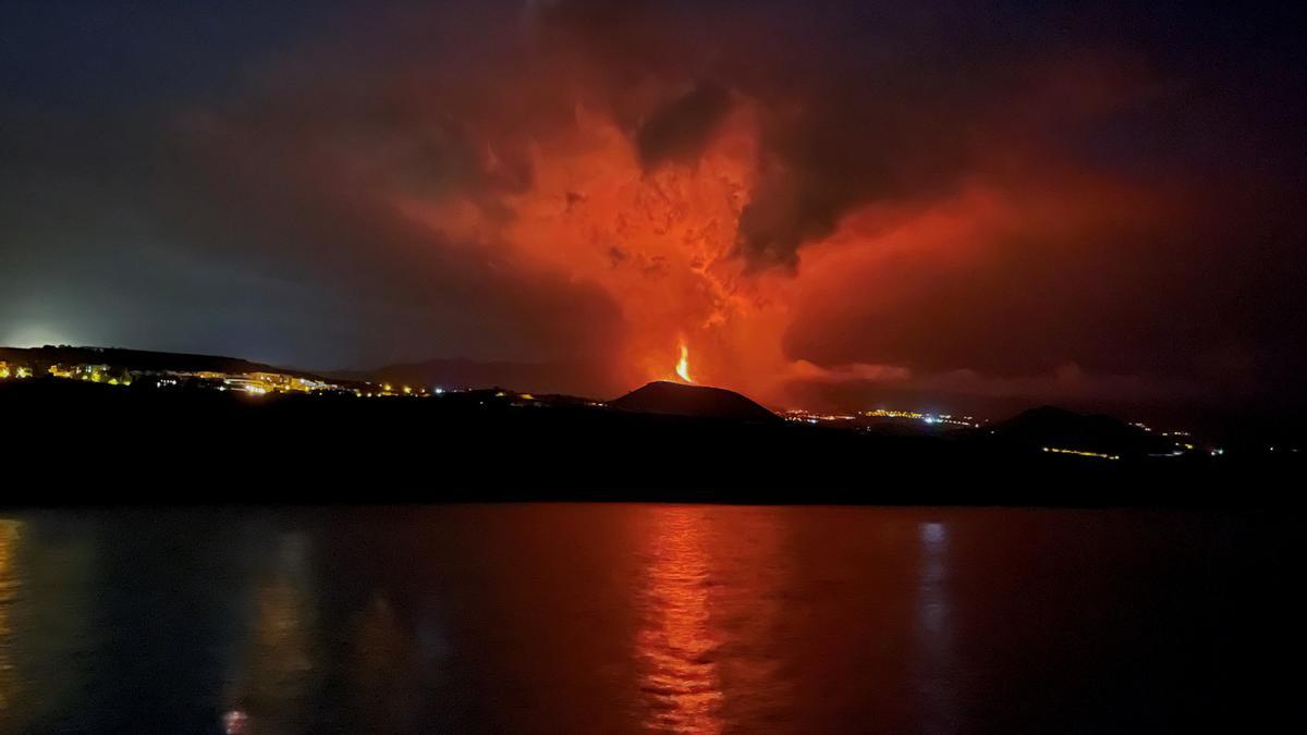 El volcán continúa en fase altamente explosiva