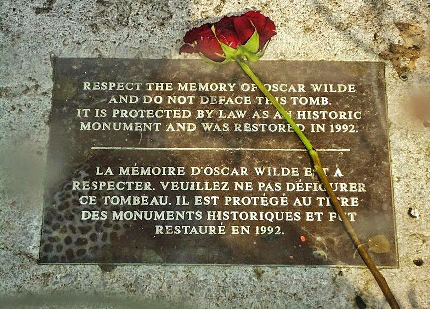 La tomba de l&#039;escriptor al cementeri de Paris.