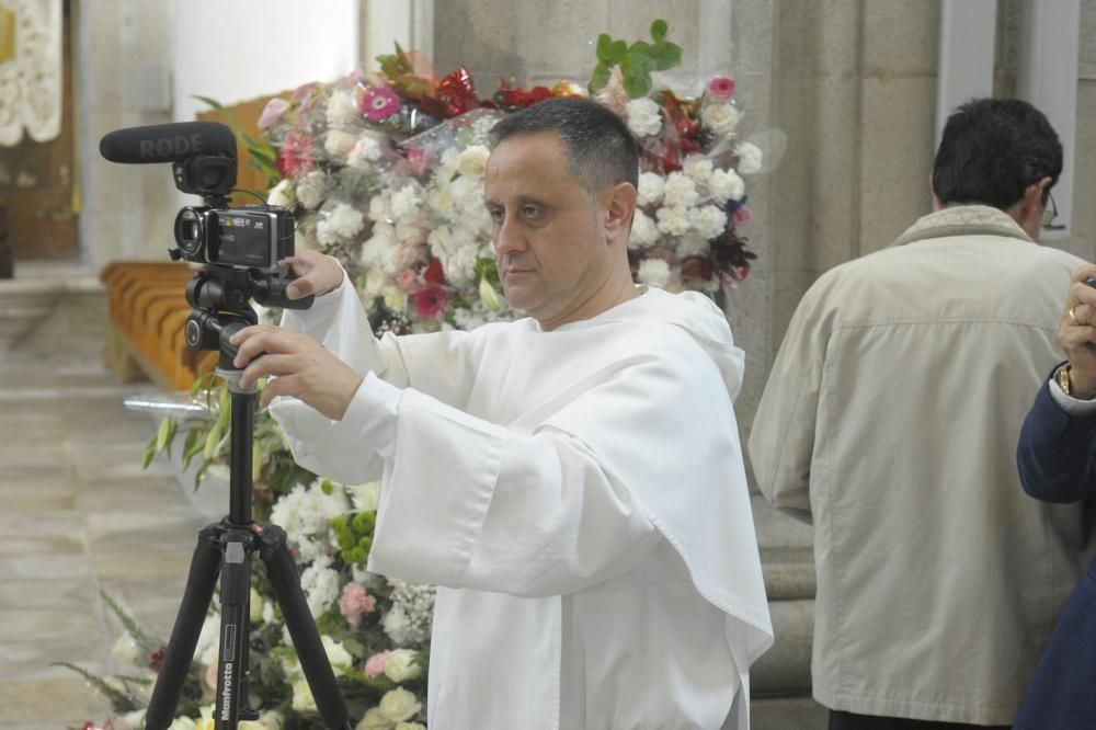 Ofrenda a la virgen del Rosario