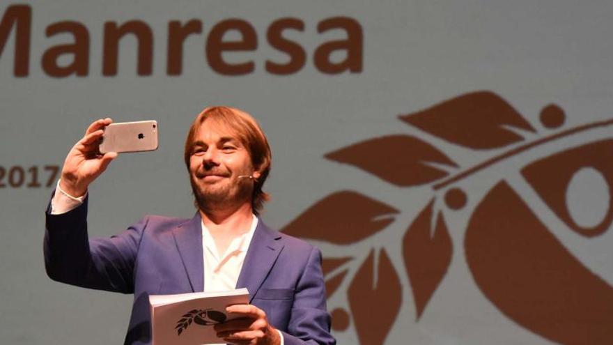 Quim Masferrer presentant la 47a nit de l&#039;esportista de Manresa