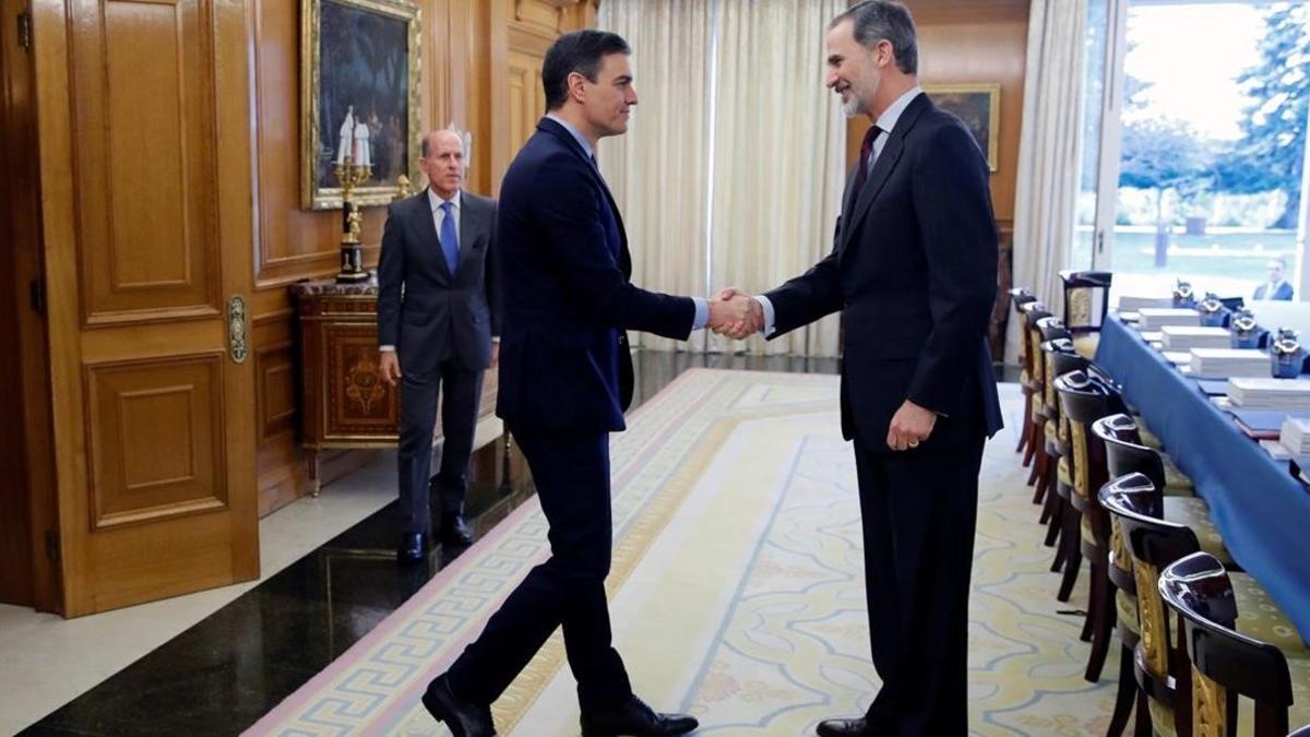 undefined52625408 el rey felipe vi  d  saluda a su llegada al presidente del g200622120432