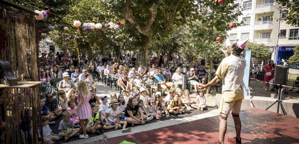 El Festaclown pone la guinda a una semana de magia, humor y música