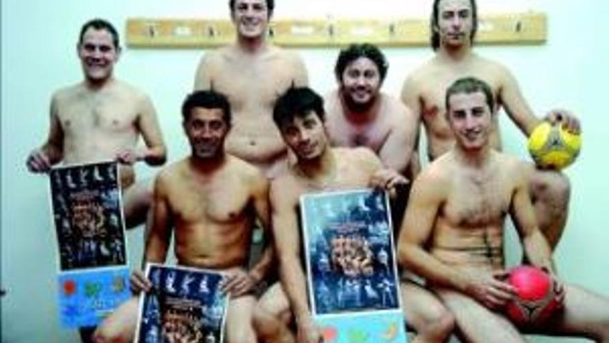 Desnudos por el fútbol sala