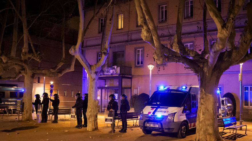 Seis detenidos en Salt (Girona) en las protestas por el desalojo de un imán y su familia