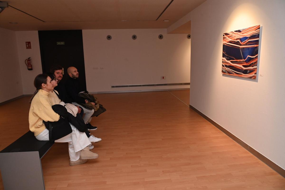 El Menador alberga hasta el 6 de marzo la exposición de Chimo Serrano.