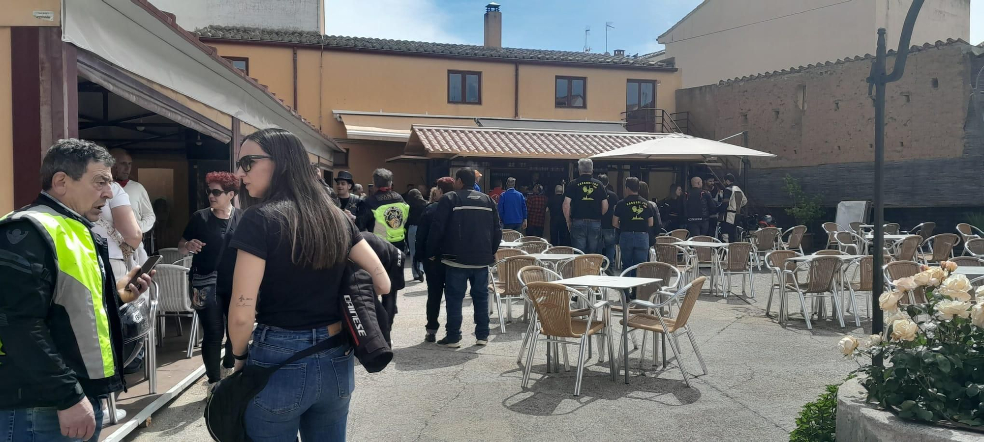 GALERÍA | La ruta de "Moteros de Nevera" de Fuentelapeña hace parada en Toro