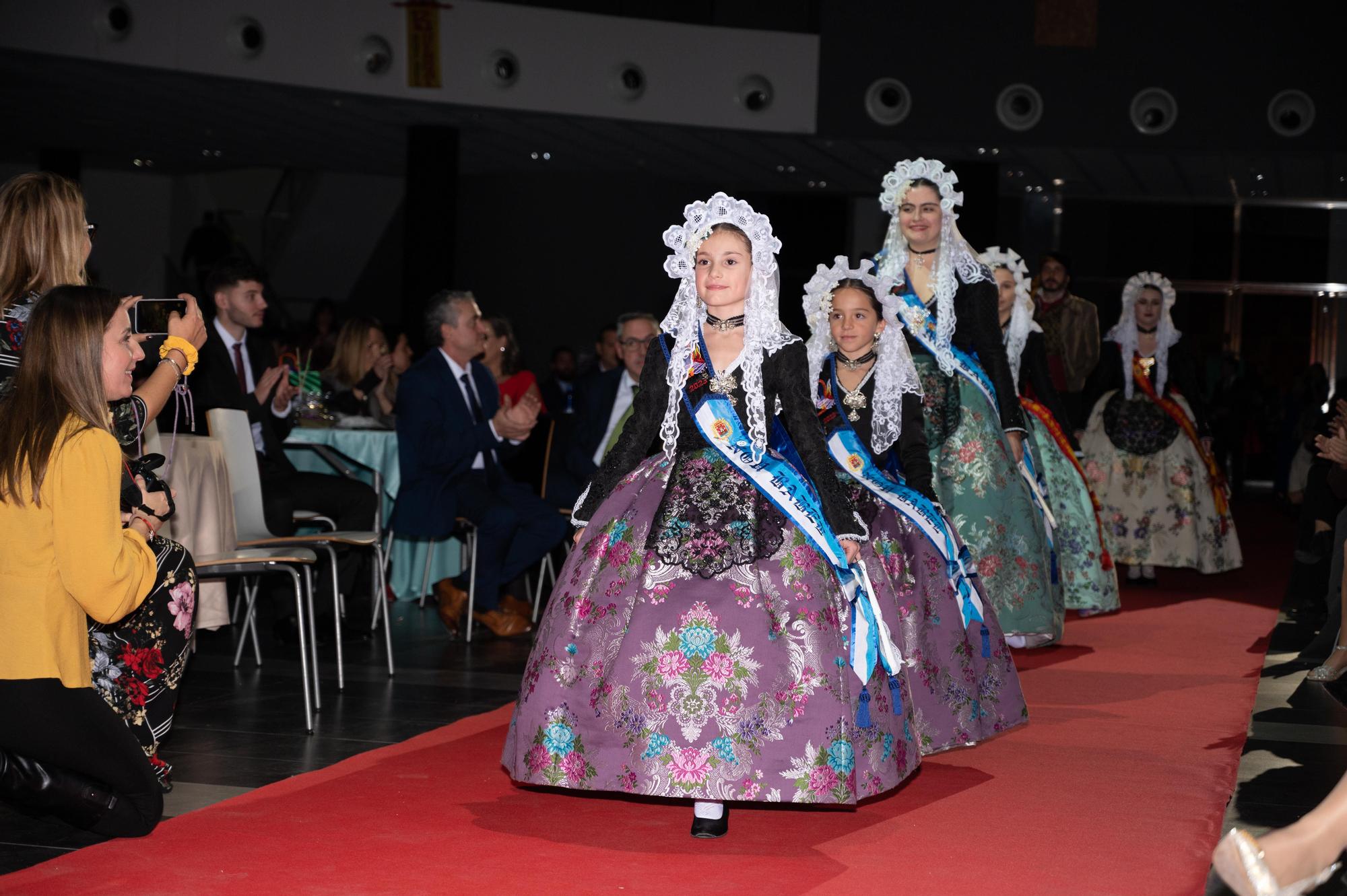 Las mejores imágenes de la presentación de la gaiata 13 Sensal en el Palau de la Festa de Castelló