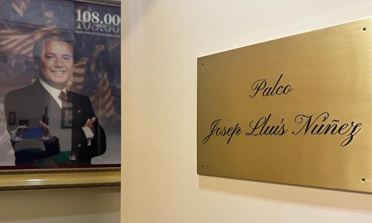 Entrada al reservado secreto del Txibirita, de la calle l'Avenir, 74, en Barcelona.
