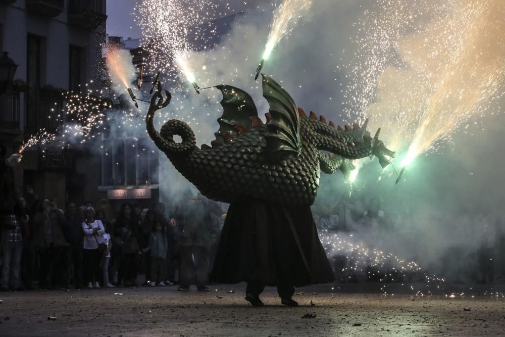 Los "correfocs" de Sarriá en Oviedo