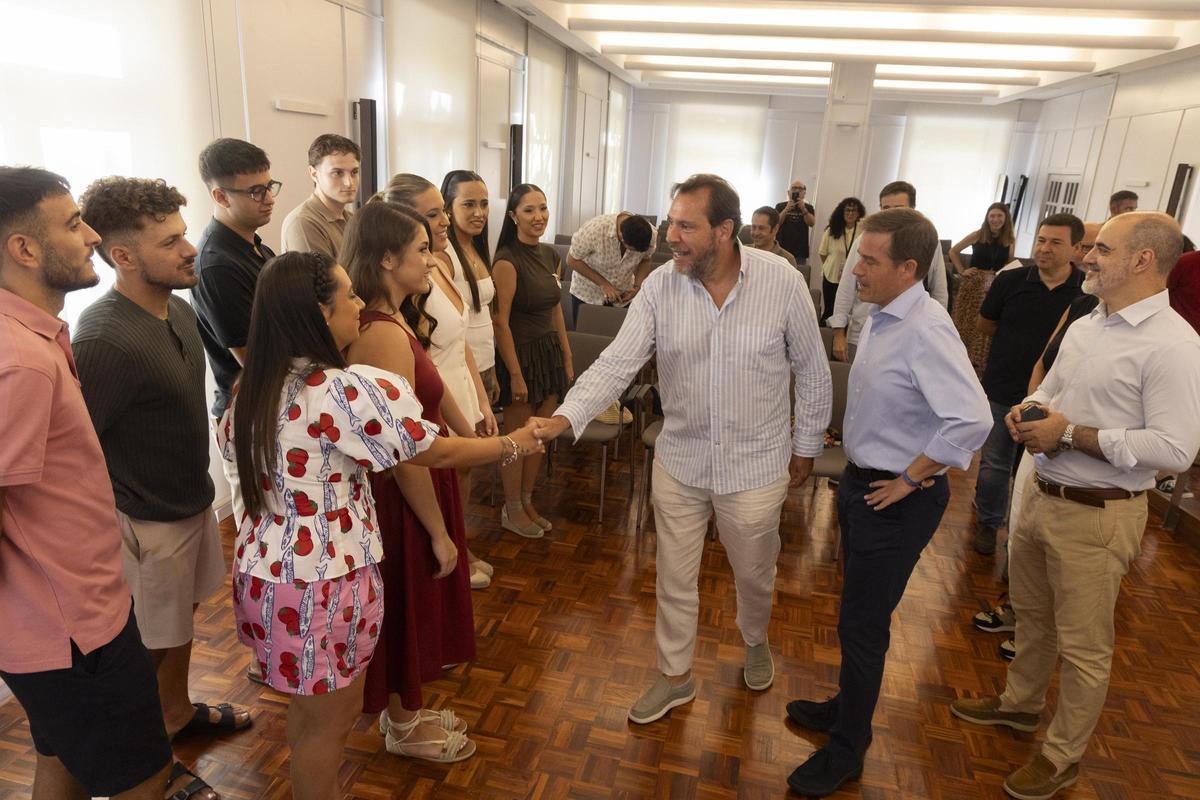 La visita del ministro Óscar Puente a Xàtiva, en imágenes