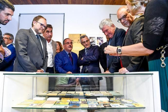 23-10-19 LAS PALMAS DE GRAN CANARIA. CASASA CONSISTORIALES. LAS PALMAS DE GRAN CANARIA. Exposición 40 años de Guaguas Municipales. Fotos: Juan Castro.  | 23/10/2019 | Fotógrafo: Juan Carlos Castro