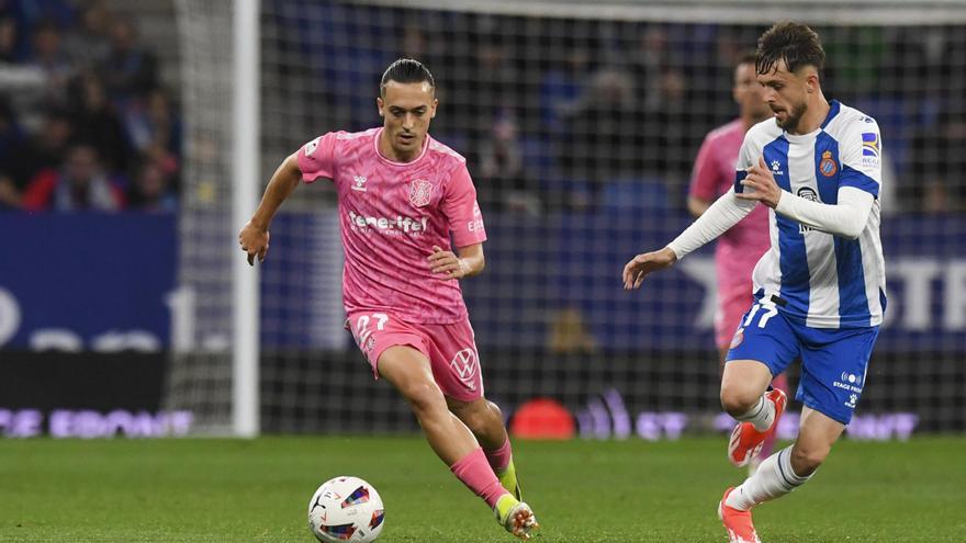 El Tenerife rescata un punto ante el Espanyol con un gol en el minuto 89 (1-1)
